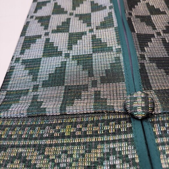 Handwoven Gold Threaded Dark Green Songket Tissue Box Cover - Picture 2 of 11